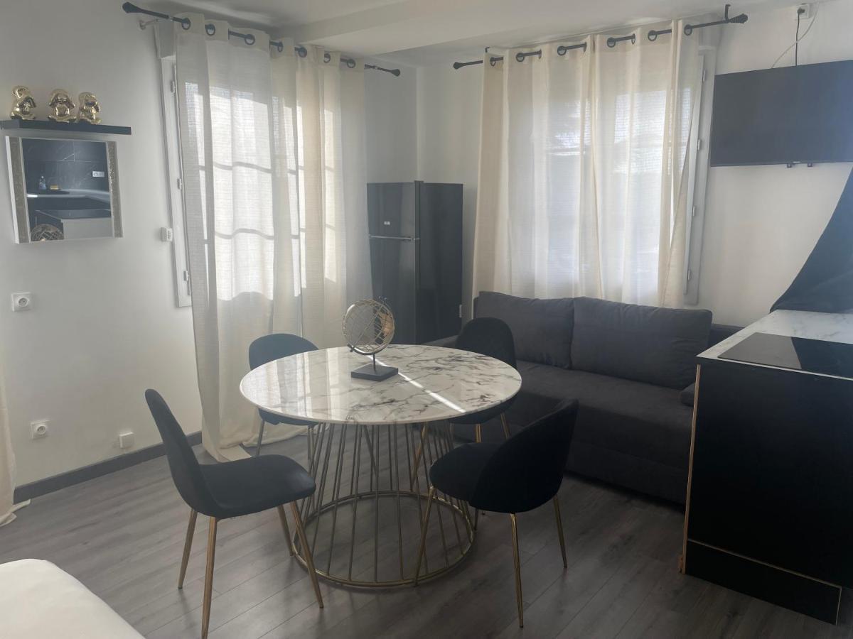 جوانيه - كلان Family Hotel - Site Du Parc المظهر الخارجي الصورة