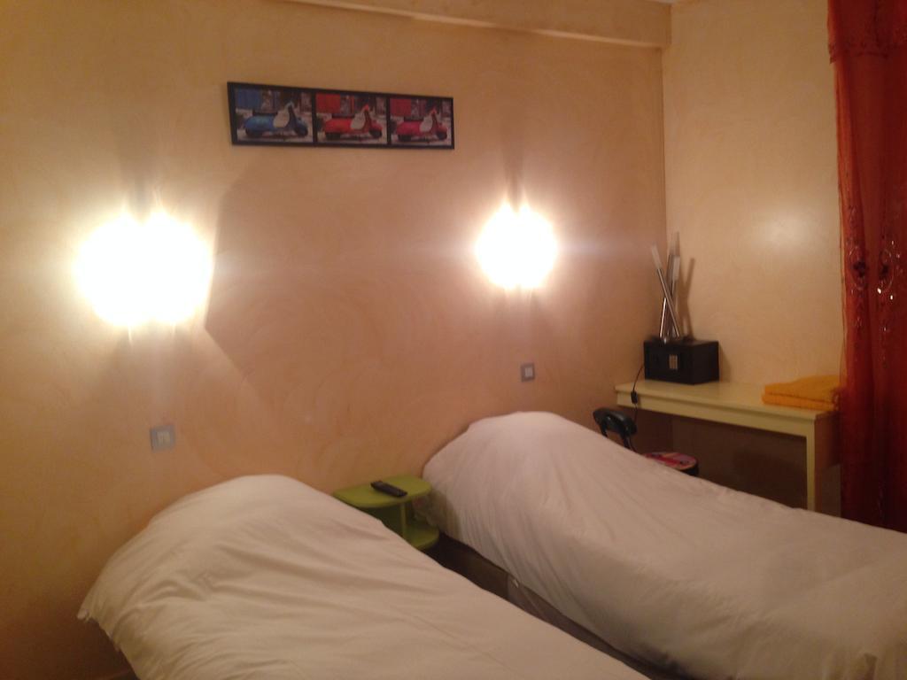 جوانيه - كلان Family Hotel - Site Du Parc الغرفة الصورة